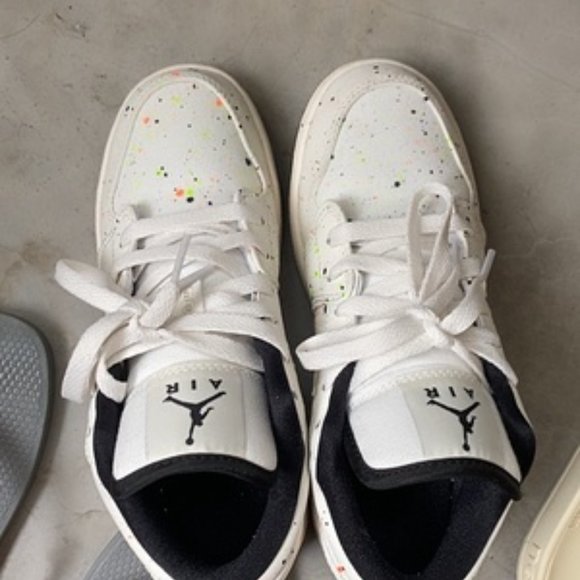 Aj1 low top Spotted Jordan